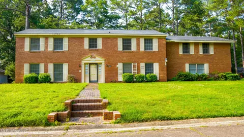 5348 Briarfield Rd, Jackson, MS 39211