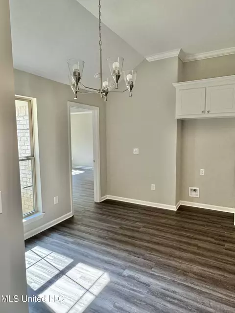 2055 Pebble Creek Dr, Brandon, MS 39042 photo 2