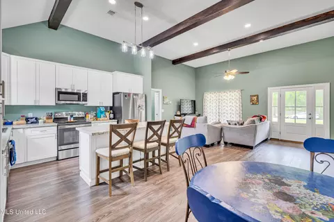Other - 515 W Border Ave, Wiggins, MS 39577 photo 4 of 6