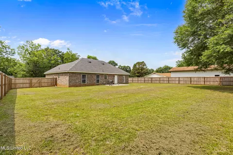 Exterior - 515 W Border Ave, Wiggins, MS 39577 photo 5 of 5