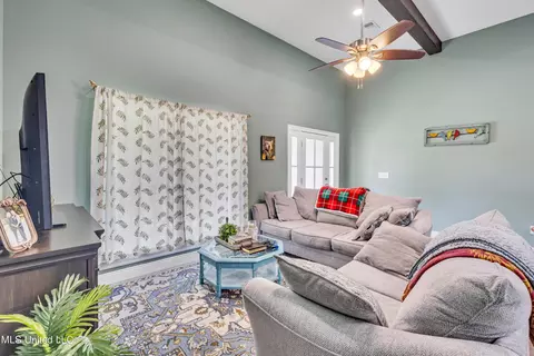 Living - 515 W Border Ave, Wiggins, MS 39577 photo 1 of 1