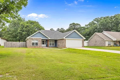 Other - 515 W Border Ave, Wiggins, MS 39577 photo 1 of 6