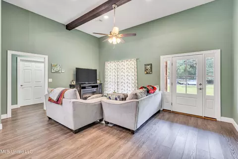 Other - 515 W Border Ave, Wiggins, MS 39577 photo 2 of 6