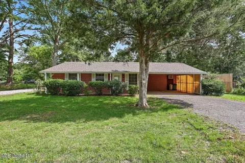 108 Bell St, Richland, MS 39218