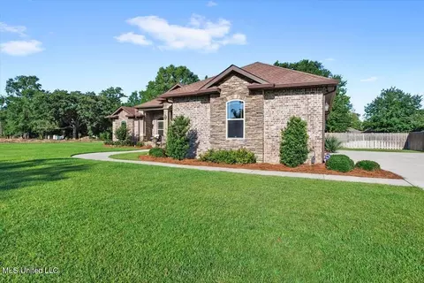 505 Oak Haven Dr, Long Beach, MS 39560 photo 2