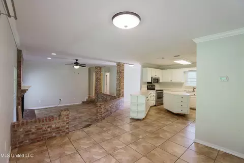 18427 Saucier Lizana Rd, Saucier, MS 39574 photo 14