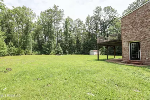 18427 Saucier Lizana Rd, Saucier, MS 39574 photo 7