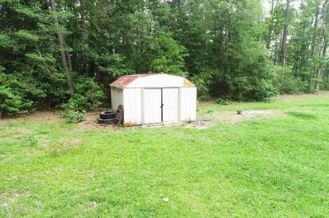 18427 Saucier Lizana Rd, Saucier, MS 39574 photo 34