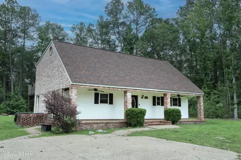 18427 Saucier Lizana Rd, Saucier, MS 39574