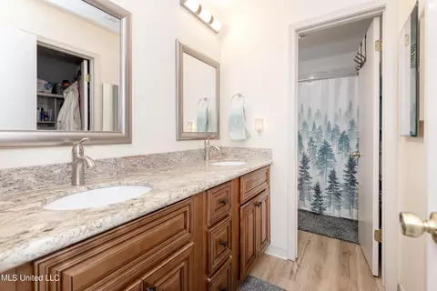 Bath - 8822 Oio Pl, Diamondhead, MS 39525 photo 2 of 4