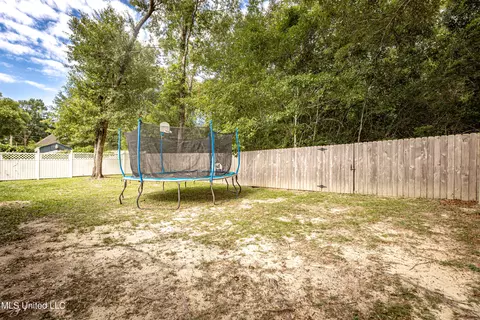 Exterior - 8822 Oio Pl, Diamondhead, MS 39525 photo 11 of 15