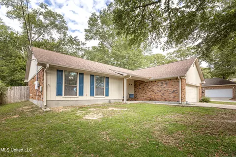 Exterior - 8822 Oio Pl, Diamondhead, MS 39525 photo 12 of 15