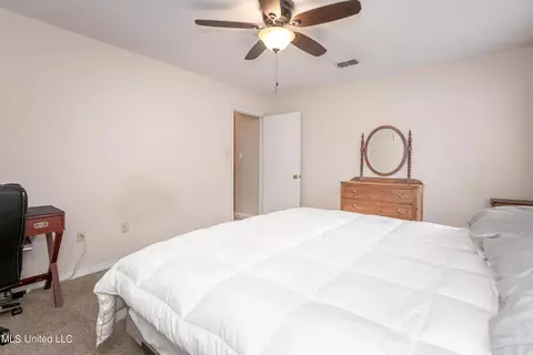 Bedroom - 8822 Oio Pl, Diamondhead, MS 39525 photo 5 of 8