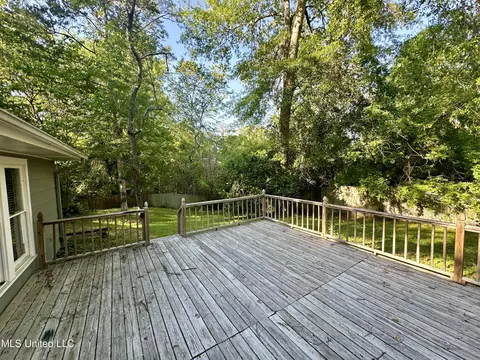Exterior - 1820 Ridgeover Pl, Jackson, MS 39211 photo 4 of 4