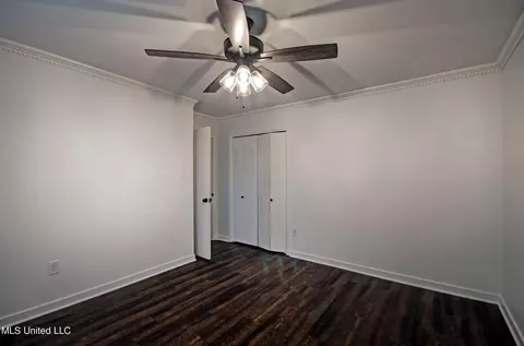 Bedroom - 1384 Riverwood Dr, Jackson, MS 39211 photo 4 of 5