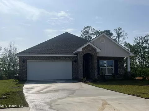 17941 Kelso Dr, D'iberville, MS 39540