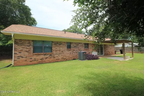 44 Jane Dr, Lucedale, MS 39452 photo 3
