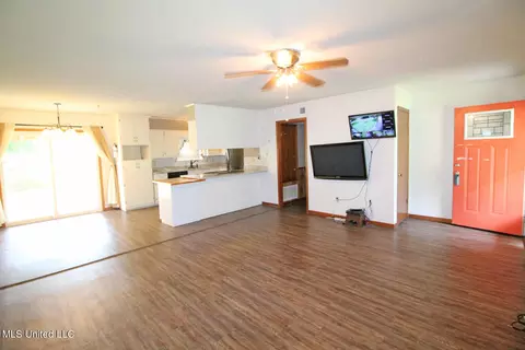 44 Jane Dr, Lucedale, MS 39452 photo 10
