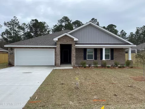 1000 Enclave Cir, Long Beach, MS 39560 photo 1