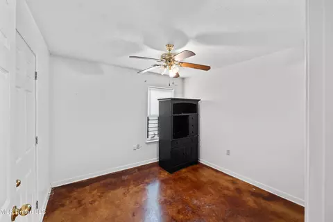 Bedroom - 34 Garden Cir, Jackson, MS 39209 photo 1 of 3