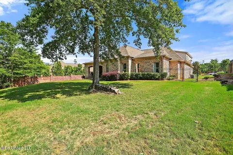 Exterior - 122 Lineage Ln, Flowood, MS 39232 photo 7 of 8
