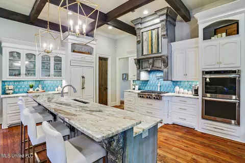 Kitchen - 122 Lineage Ln, Flowood, MS 39232 photo 1 of 6