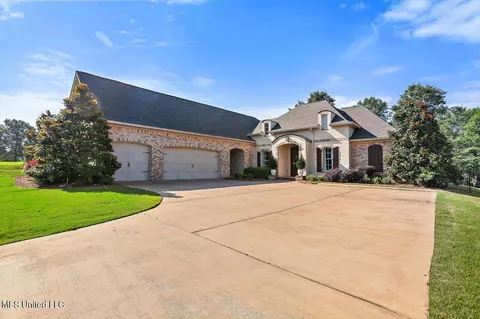 Exterior - 122 Lineage Ln, Flowood, MS 39232 photo 2 of 8