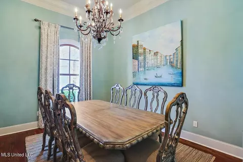 Dining - 122 Lineage Ln, Flowood, MS 39232 photo 1 of 2