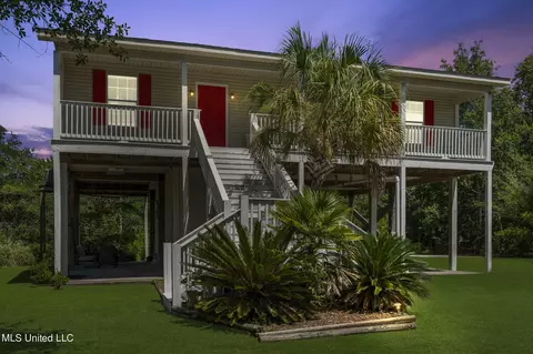 3526 Judy Ave, Pass Christian, MS 39571