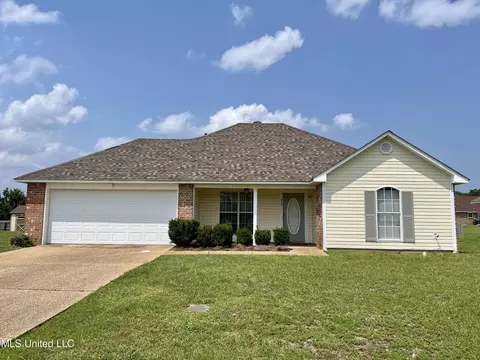 424 Fairway Ave, Byram, MS 39272