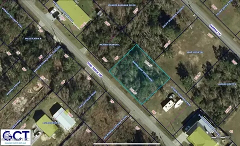 220 Pine Ridge Dr, Waveland, MS 39576