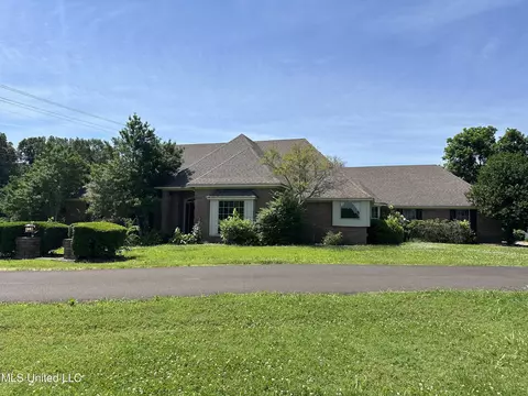 Exterior - 6705 Craft Rd, Olive Branch, MS 38654 photo 2 of 4