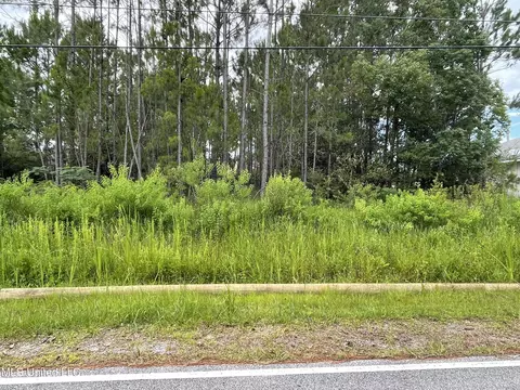 14808 Dismuke Ave, Biloxi, MS 39532