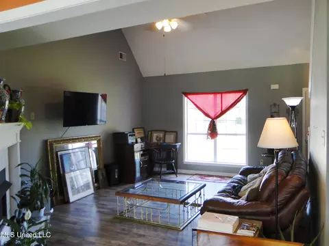 1313 Big Ben N, Hernando, MS 38632 photo 7