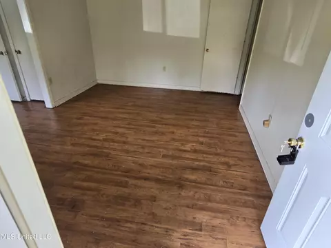 315 Sun Dr, Jackson, MS 39211 photo 5