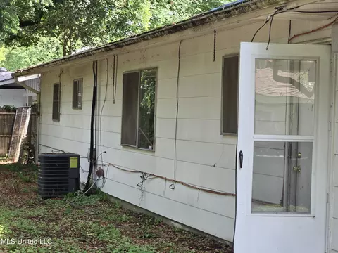 315 Sun Dr, Jackson, MS 39211 photo 4