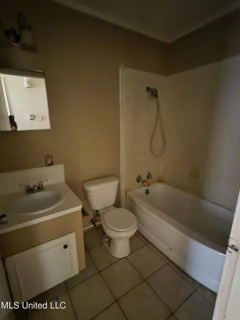 315 Sun Dr, Jackson, MS 39211 photo 13