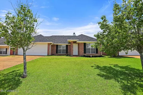 260 August Dr, Brandon, MS 39042