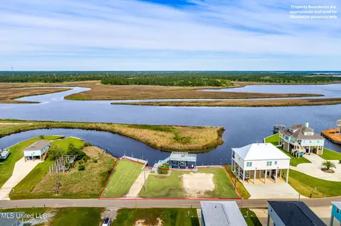 11367 Texas St, Bay Saint Louis, MS 39520