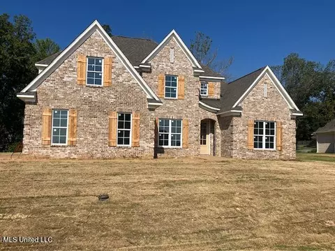 1767 Baisley Dr, Nesbit, MS 38651