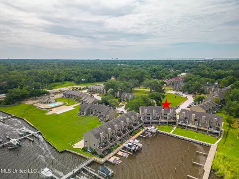 495 Popps Ferry Rd UNIT 81, Biloxi, MS 39531