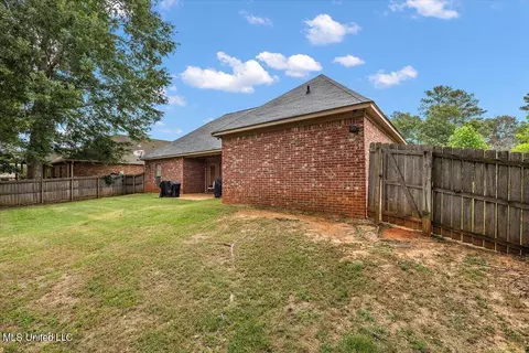 429 Pinebrook Cir, Brandon, MS 39047 photo 26