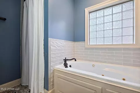 429 Pinebrook Cir, Brandon, MS 39047 photo 17
