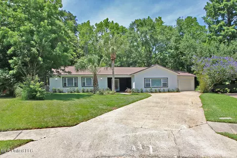 105 Linwood Cv, Ocean Springs, MS 39564