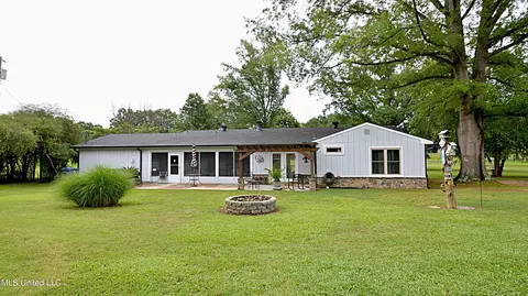 Exterior - 343 Dixie Hill Rd, Hernando, MS 38632 photo 11 of 15