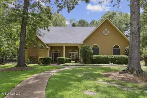 202 S Morningside, Ridgeland, MS 39157