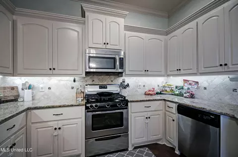 241 Stonebridge Blvd, Brandon, MS 39042 photo 12