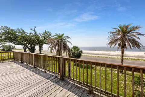 Exterior - 800 W Beach Blvd, Long Beach, MS 39560 photo 2 of 5