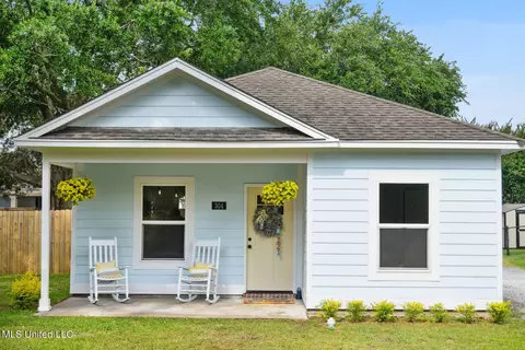 304 S Cleveland Ave, Long Beach, MS 39560