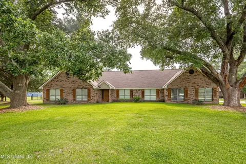 3305 Phil Davis Rd, Ocean Springs, MS 39564